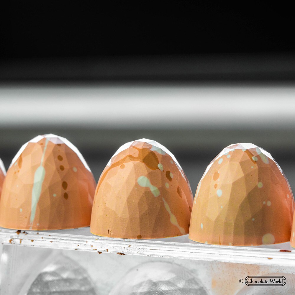 Chocolate World Mould Bullet Face